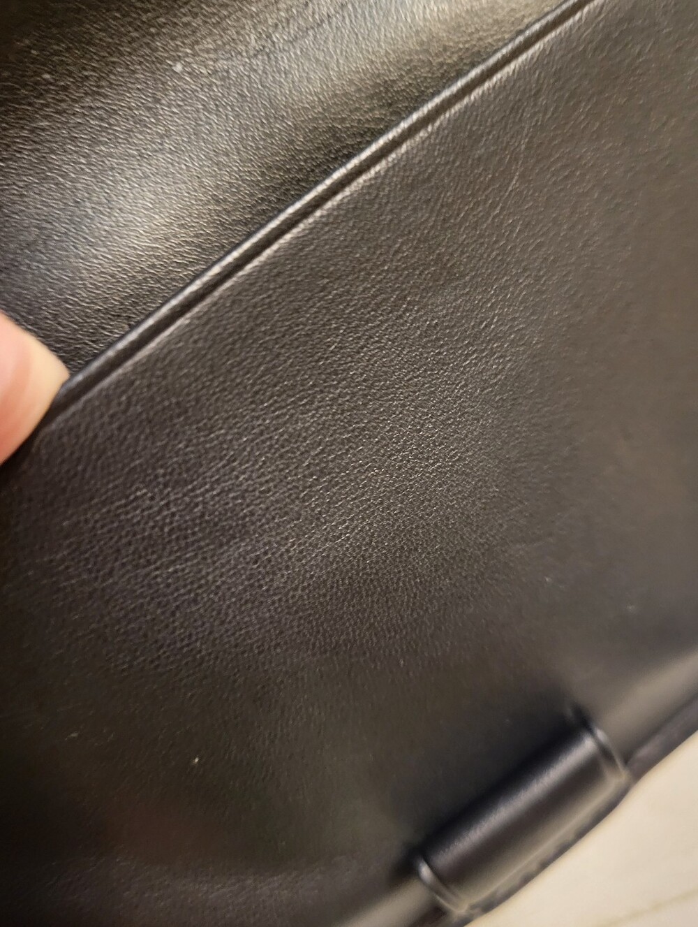 Vintage Bosca Piccolo Black/Brown Patent Leather Bifold Wallet - Picture 10 of 11